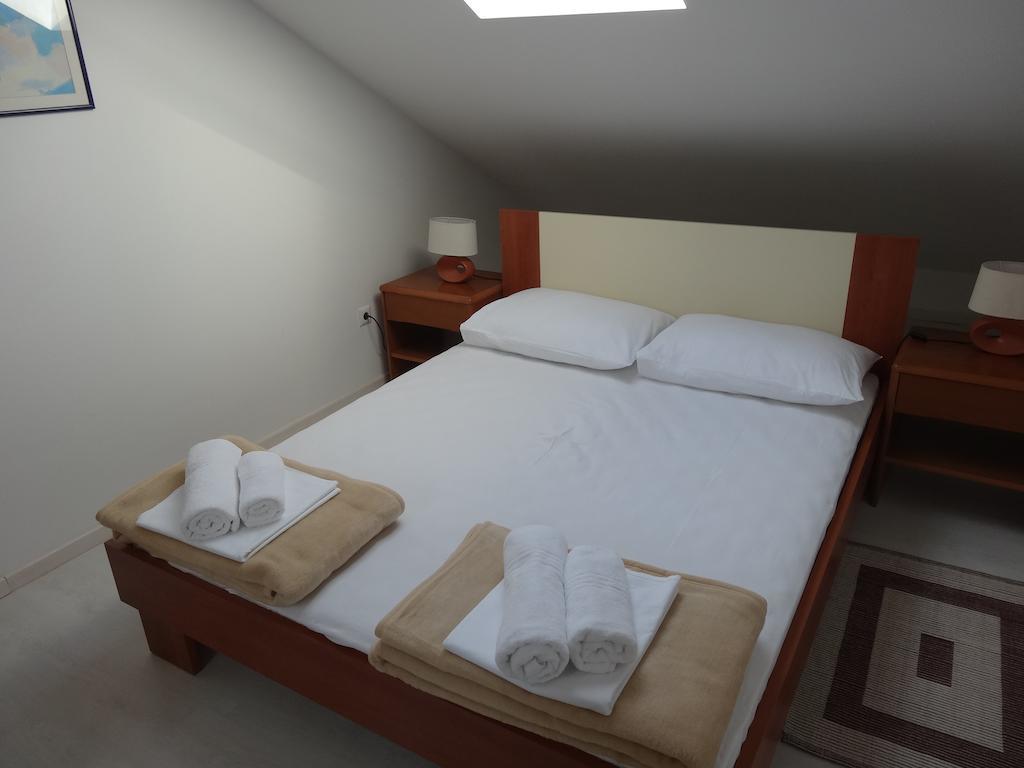 Roko Dubrovnik